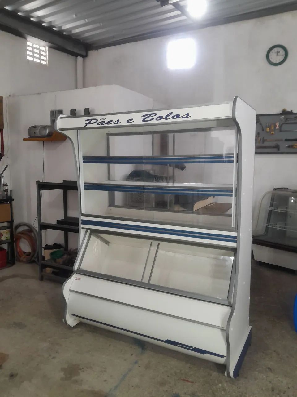VITRINE EXPOSITOR DE PAES E BOLOS. - Foto 2