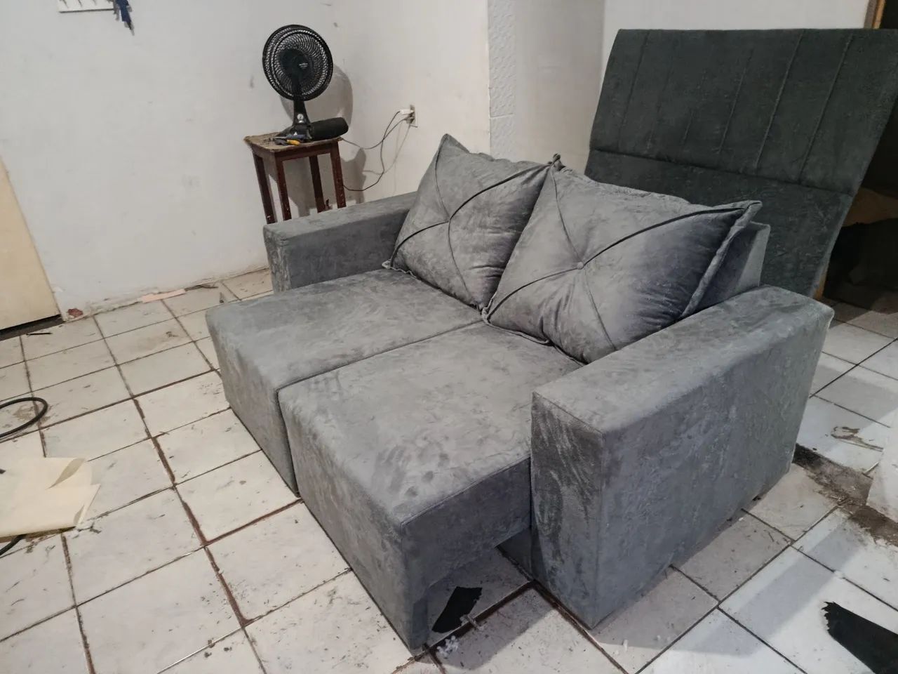 Vende se este sofá retrátil  - Foto 2