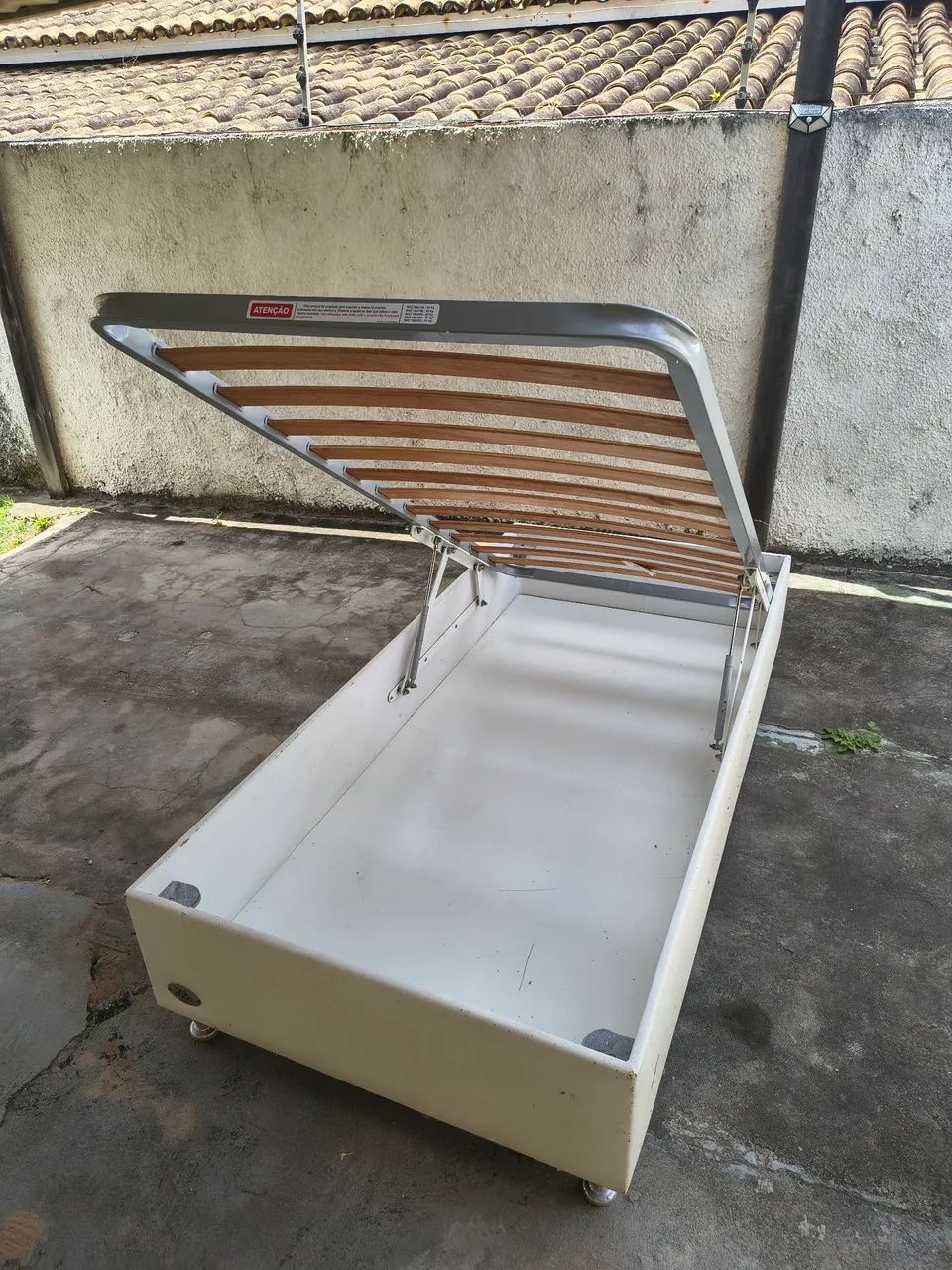 Cama com colchão solteiro  - Foto 2