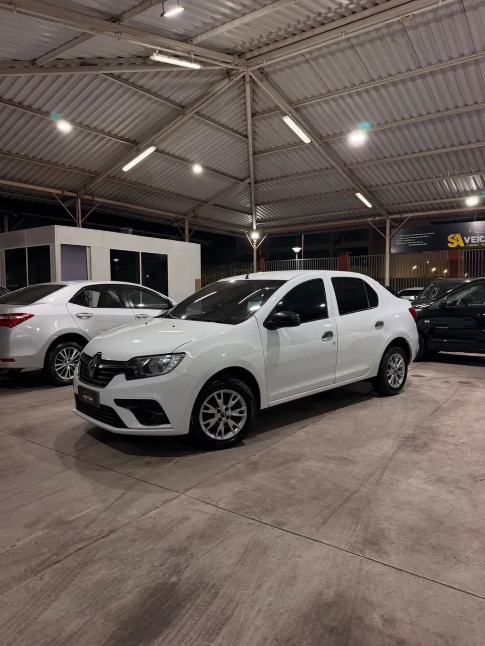 Renault Logan LIFE 1.0 12V FLEX 2023