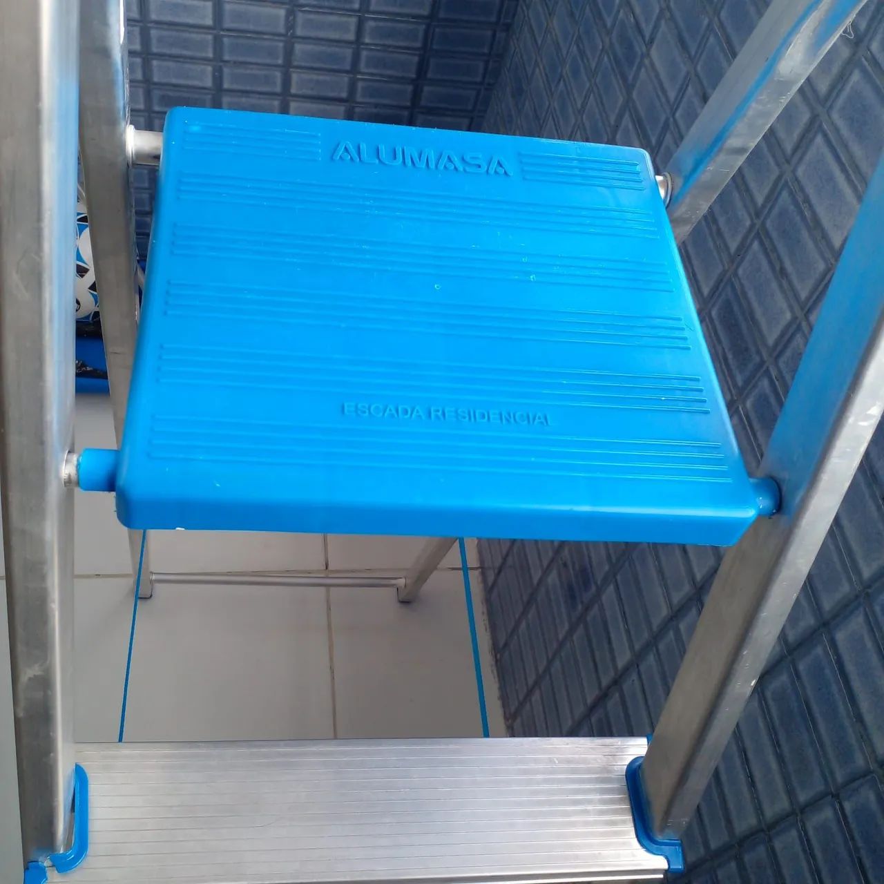 Escada de alumínio  - Foto 5