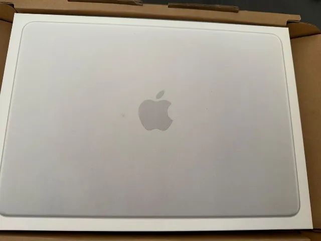 MacBook Neo Silver NOVO LACRADO - Foto 3