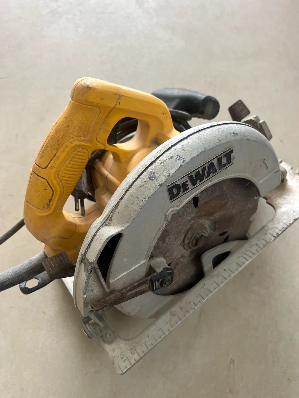 Serra circular Dewalt - Foto 3