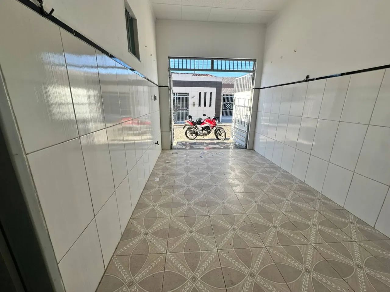 Aluga-se Casa no Mamede Pães Mendonça - Itabaiana/SE - Foto 2