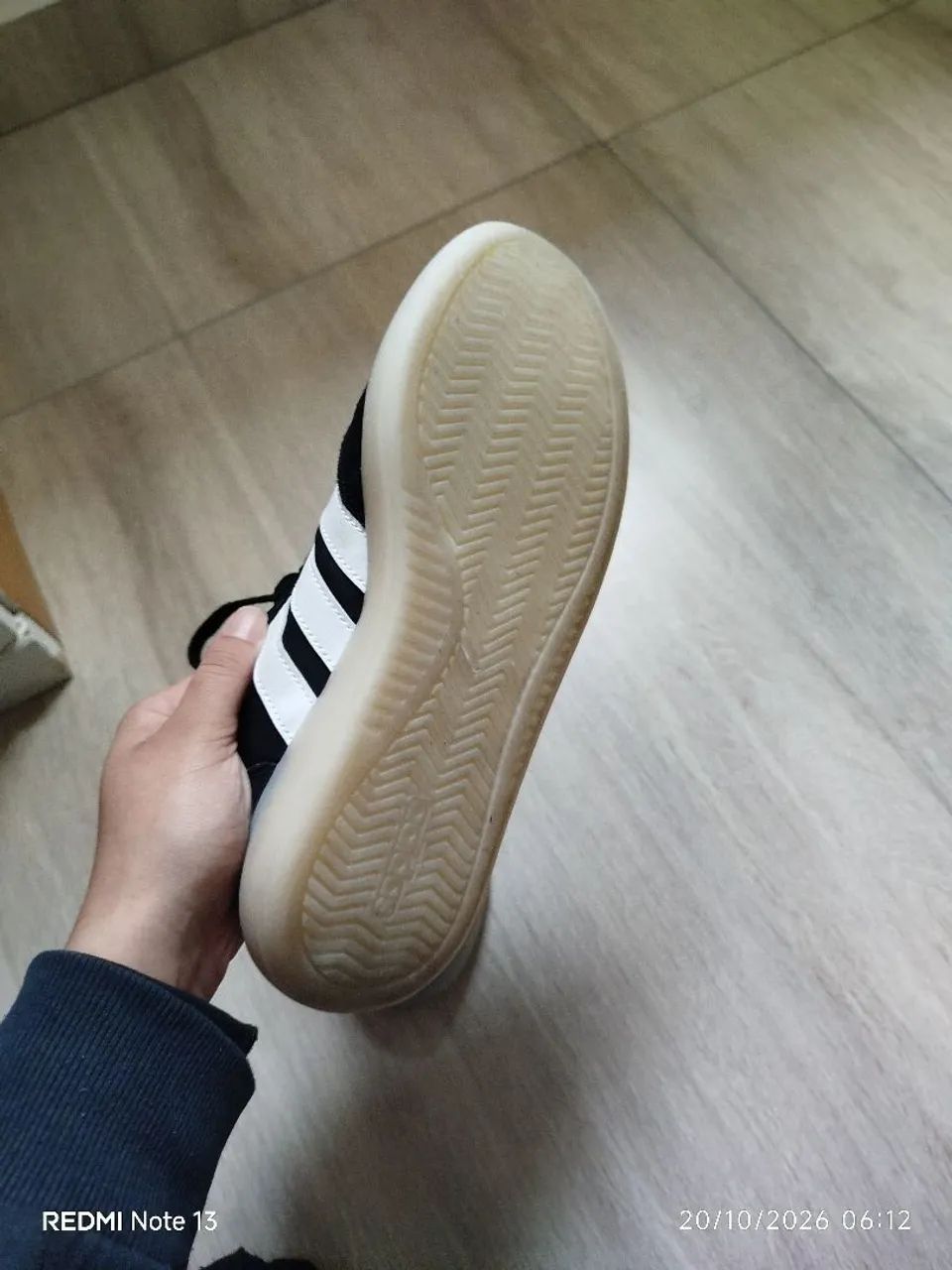 Tênis Adidas barreda - Foto 4