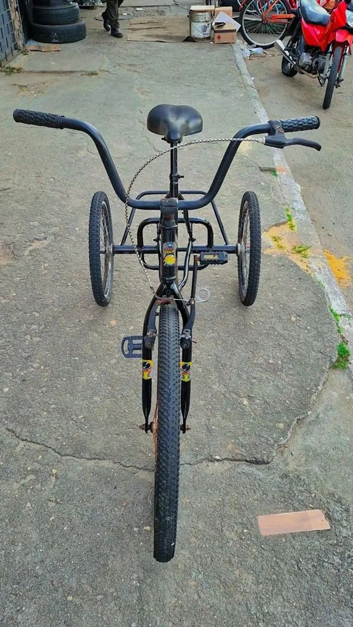 Vendo ou troco bicicleta  triciclo  - Foto 2
