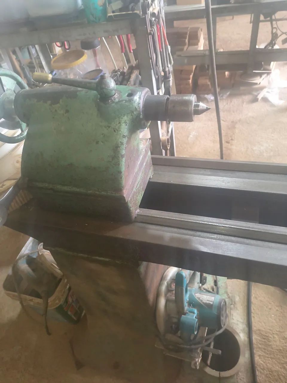 TORNO MECÂNICO 1,5 MTS ALEMÃO DE CORREIA. - Foto 5