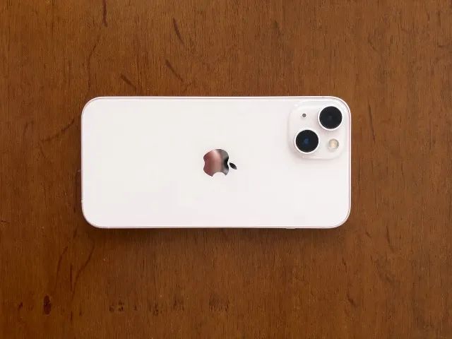 iPhone 13 Rosa 128 GB | Bem conservado + cabo e 2 capinhas - Foto 3
