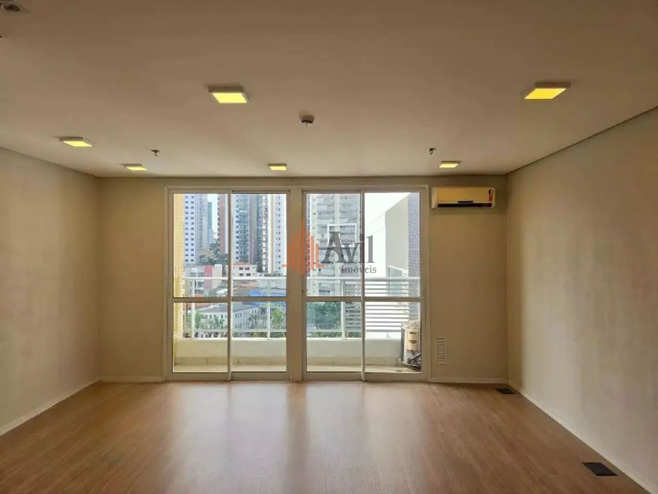 Sala Comercial 37m² para Locação no Jd. Anália Franco
