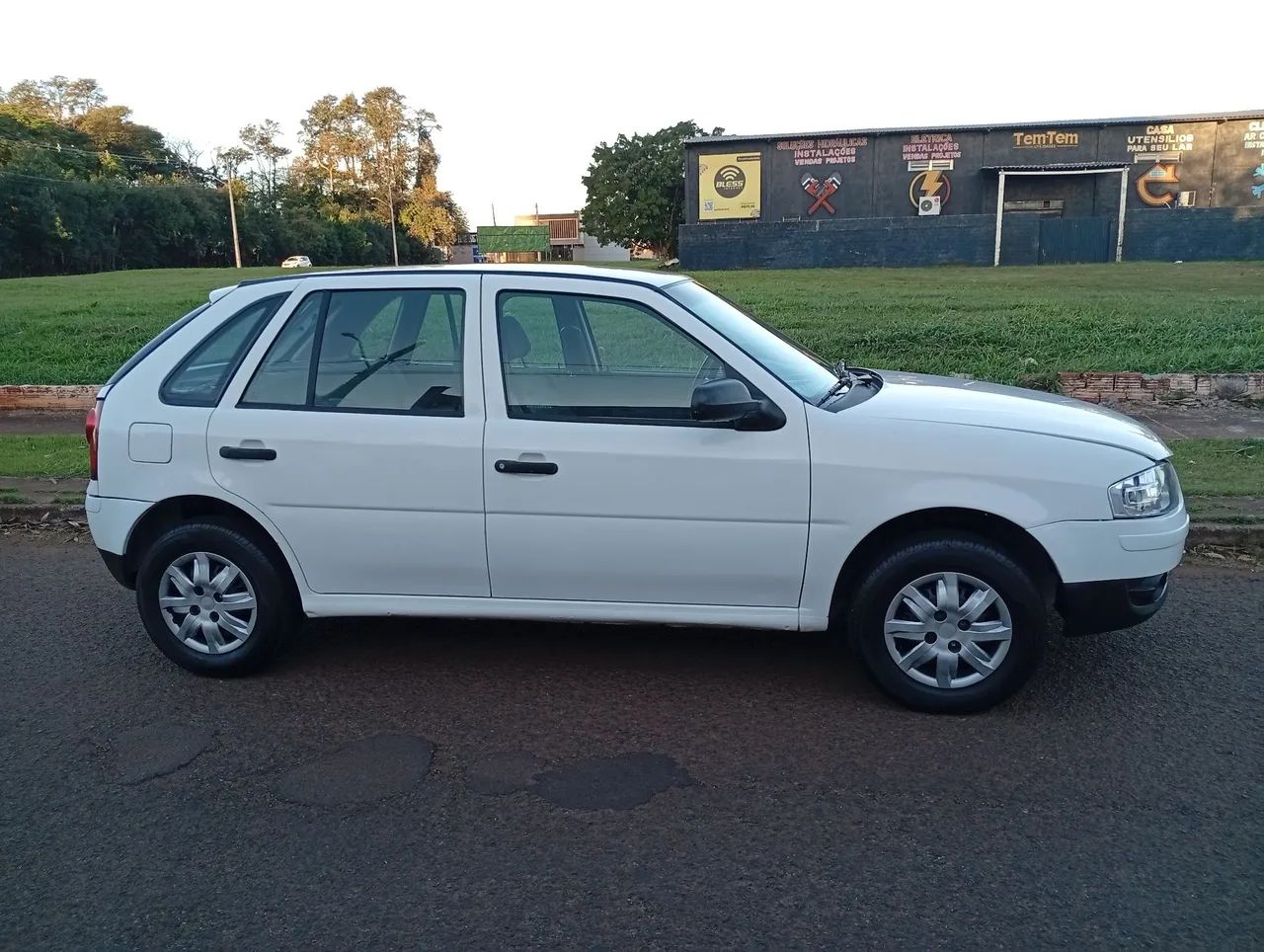 Volkswagen Gol Gol City (Trend) 1.0 Mi Total Flex 8V 2p 2010