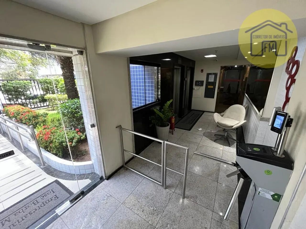 Vendo excelente Sala Comercial próximo ao centro do Recife a Av. Agamenon Magalhães - Foto 3