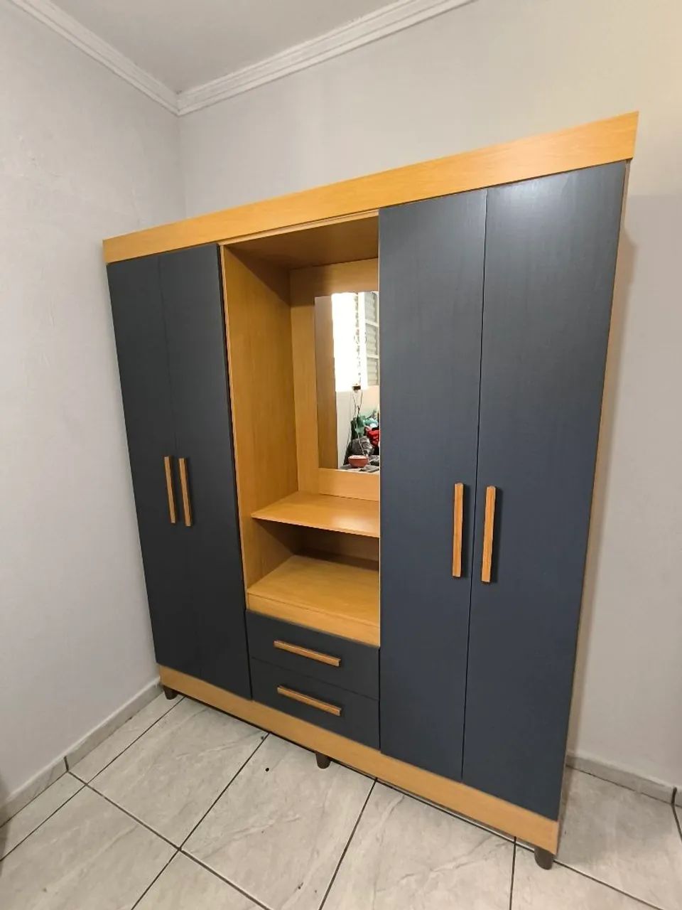 Guarda Roupa Capelinha 4 Portas  - Foto 2