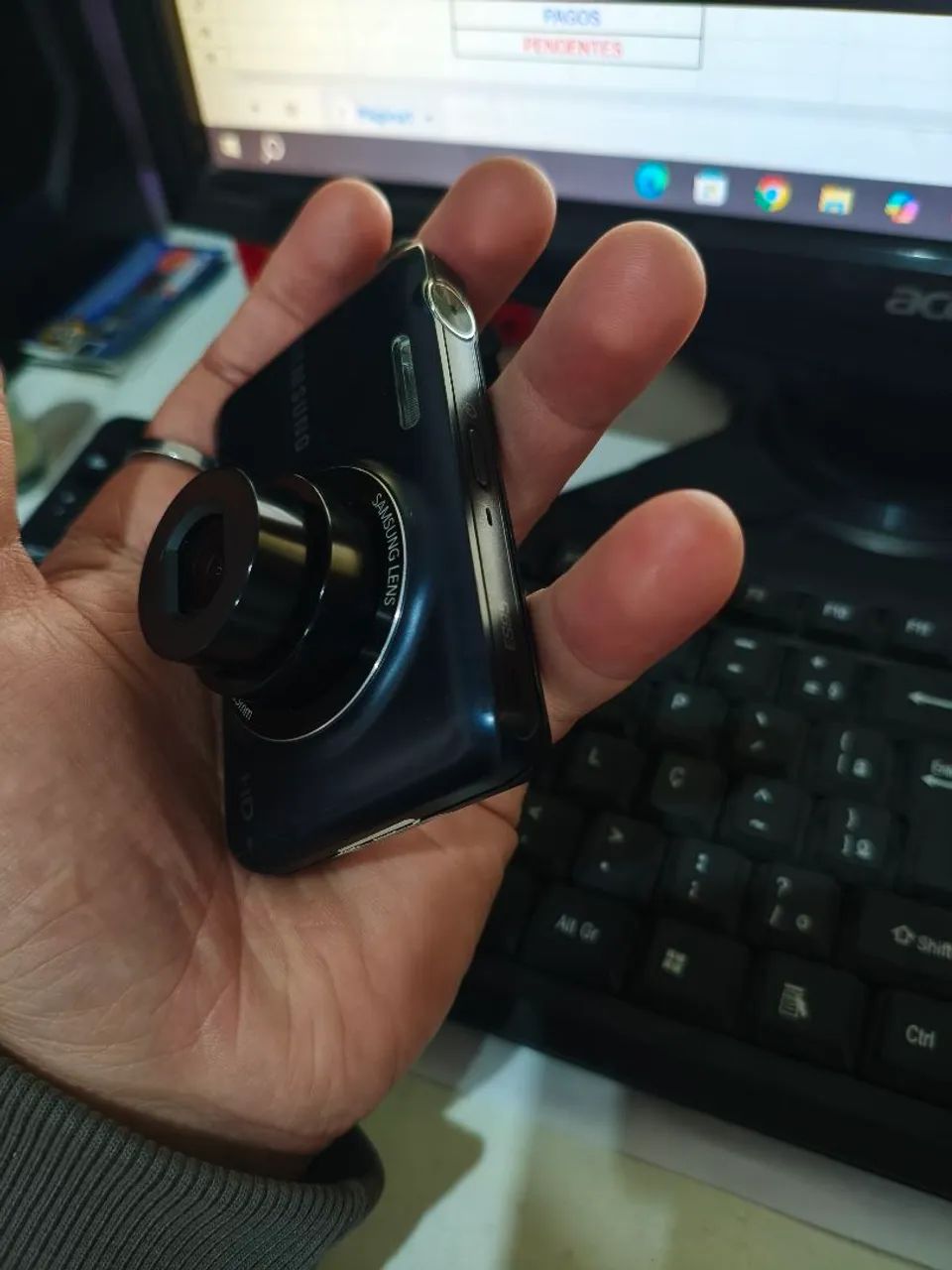 Câmera SAMSUNG ES95