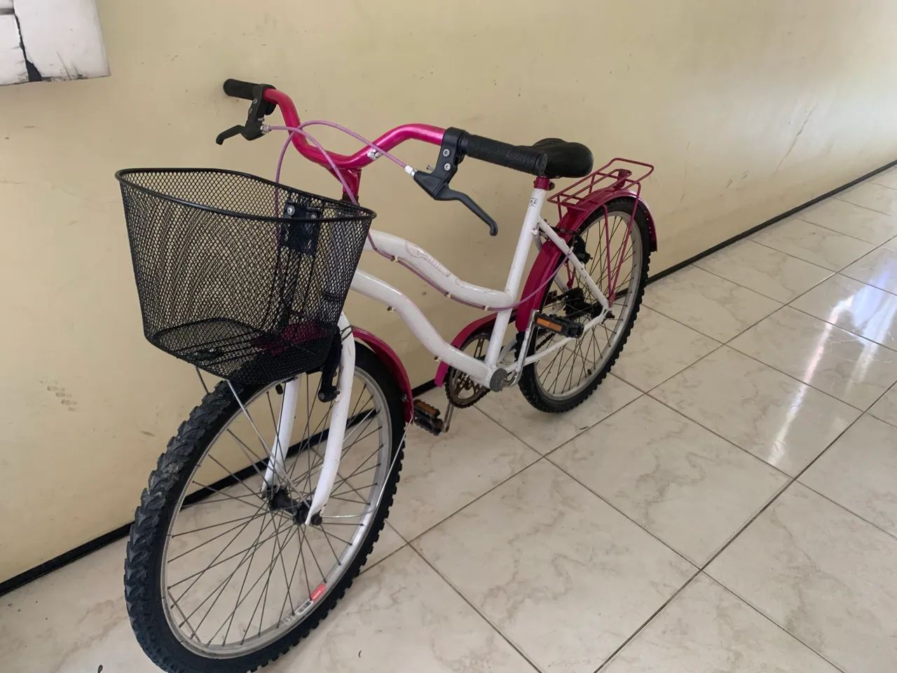 Bicicleta feminina aro 24  - Foto 2