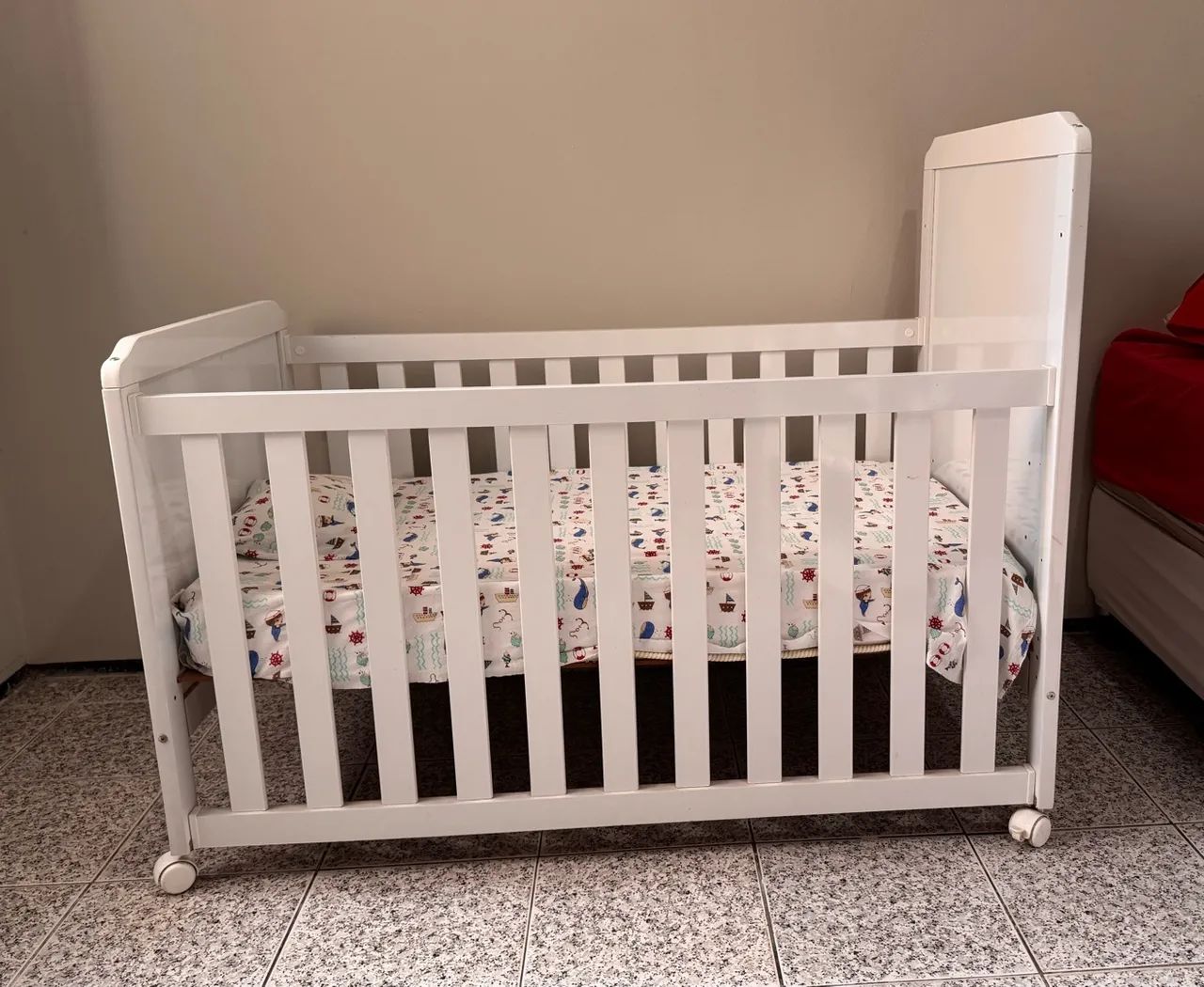 BERÇO EM PERFEITO ESTADO - POUQUÍSSIMO USO  - Foto 3