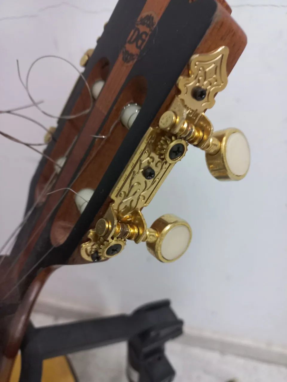 Cavavo DG Luthier Marfim com tampo em cedro 2024 - Foto 5