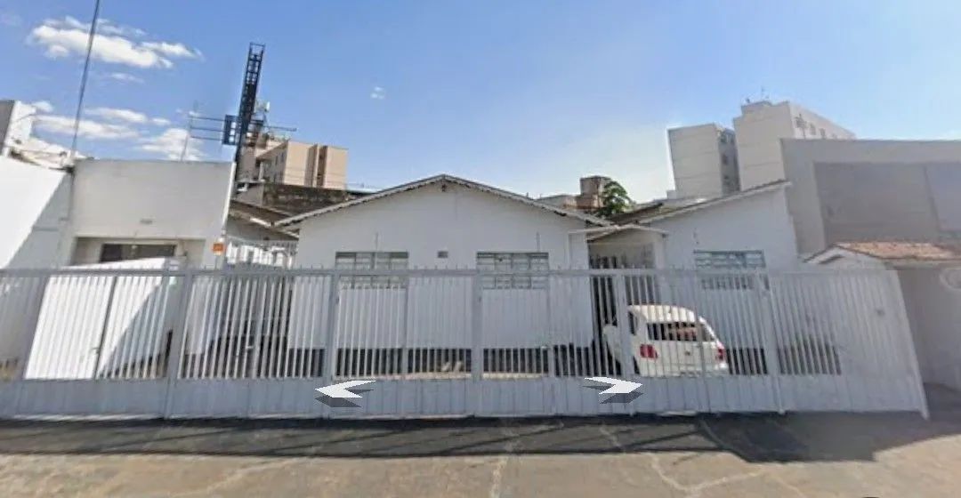 Alugo suite rua 91  setor sul 