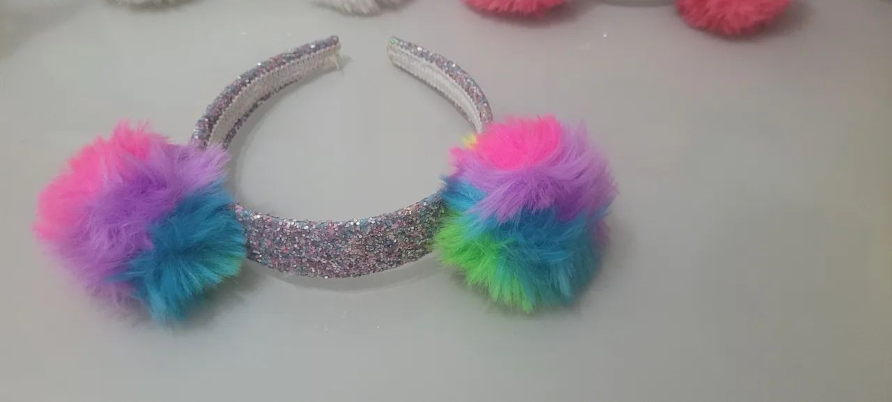 Tiaras e laços  - Foto 4