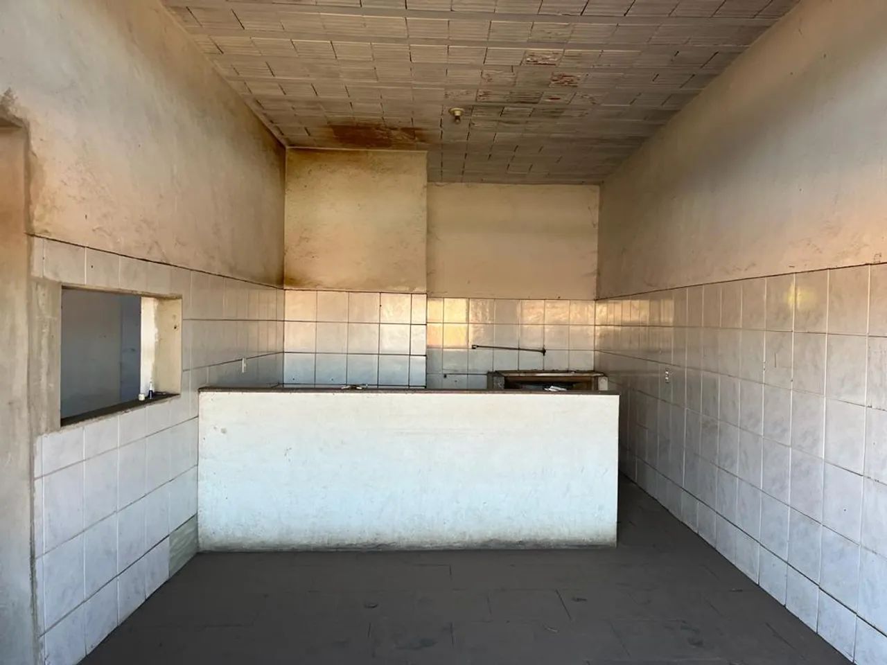 IMÓVEL COMERCIAL