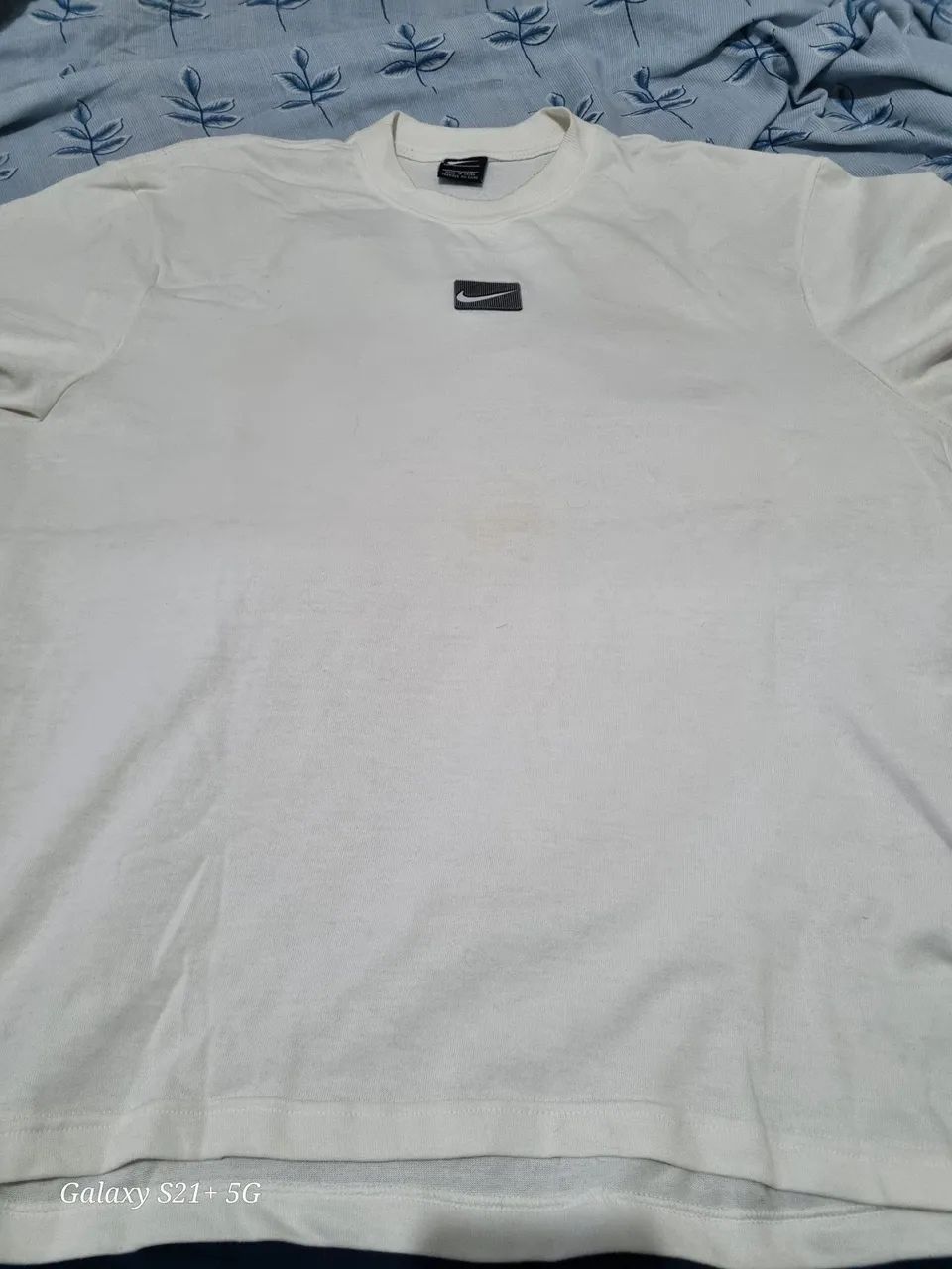 Duas camisas + 2 blusas - Foto 4