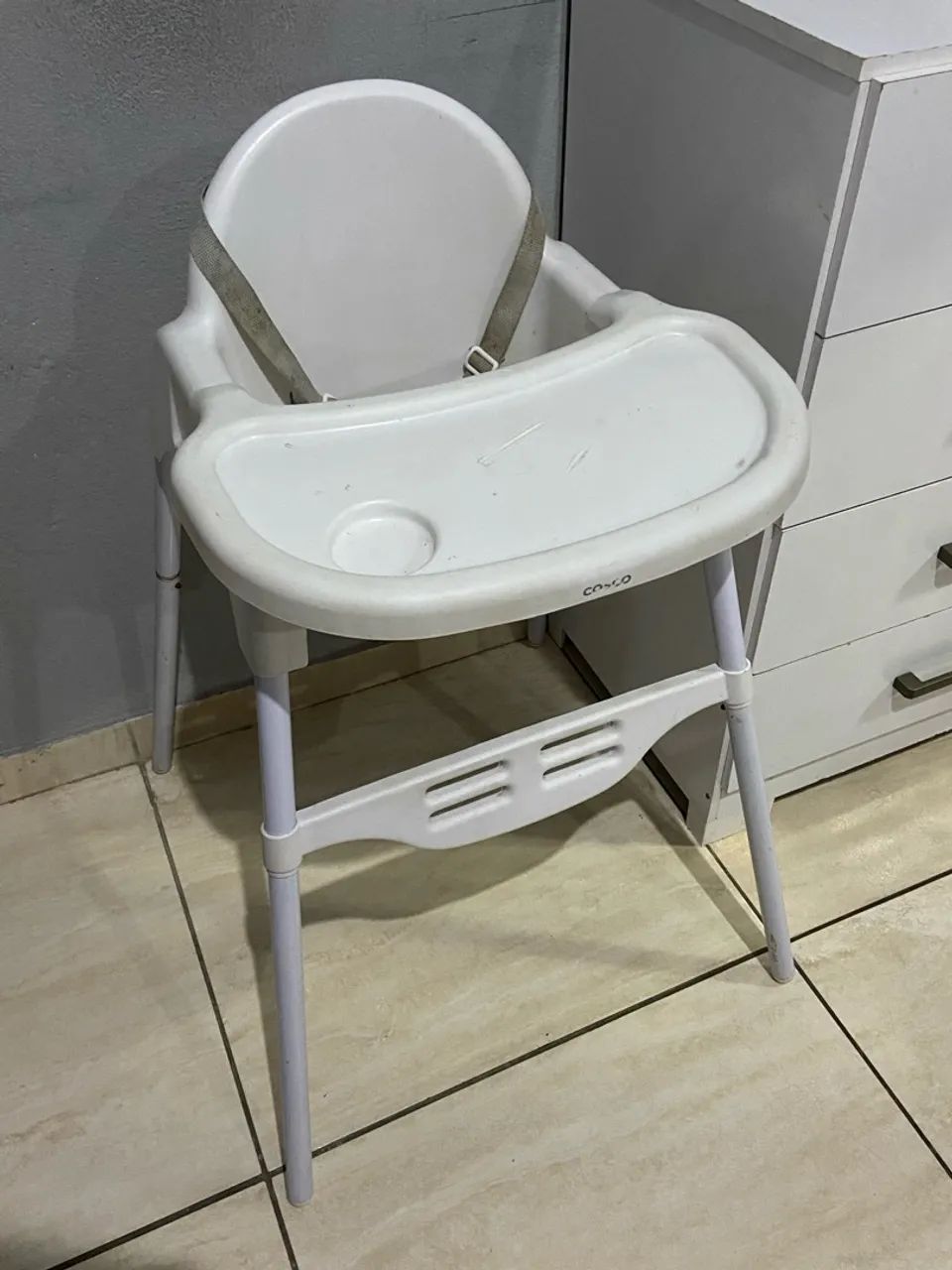 Cadeira de alimentação bebê 