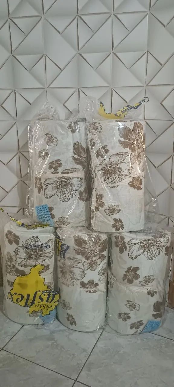 Colchonete Pequeno com travesseiro 