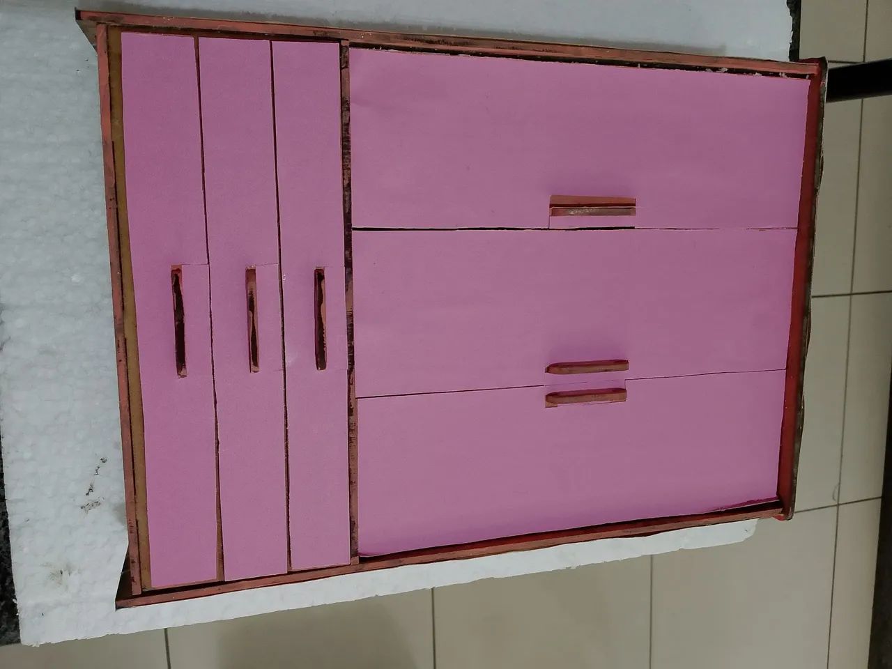 Guarda roupa para boneca barbie 