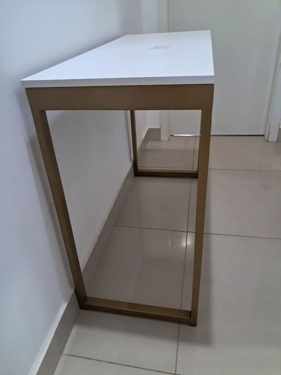 Vendo lindas mesa em metalon e mdf - Foto 3