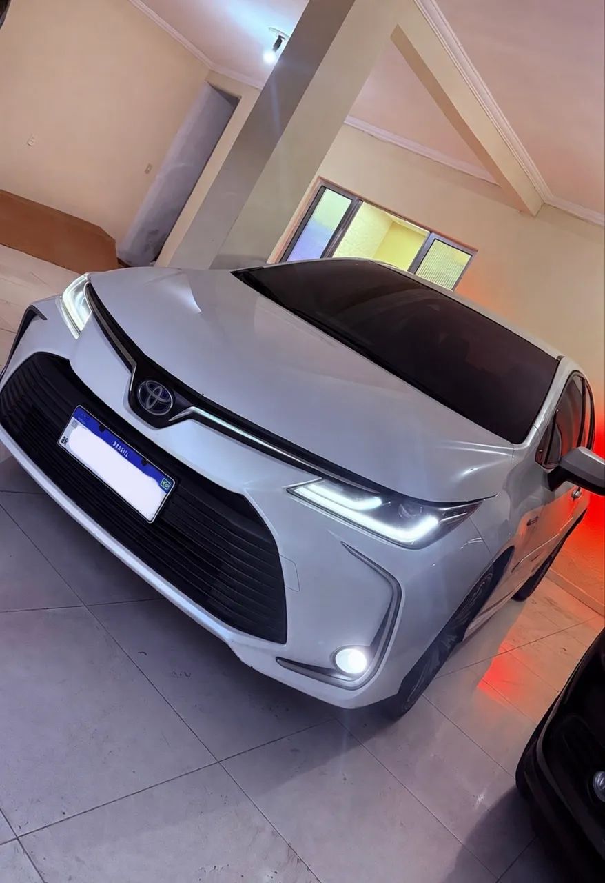 Toyota Corolla Corolla Altis Prem. 1.8 Aut. (Híbrido) 2021