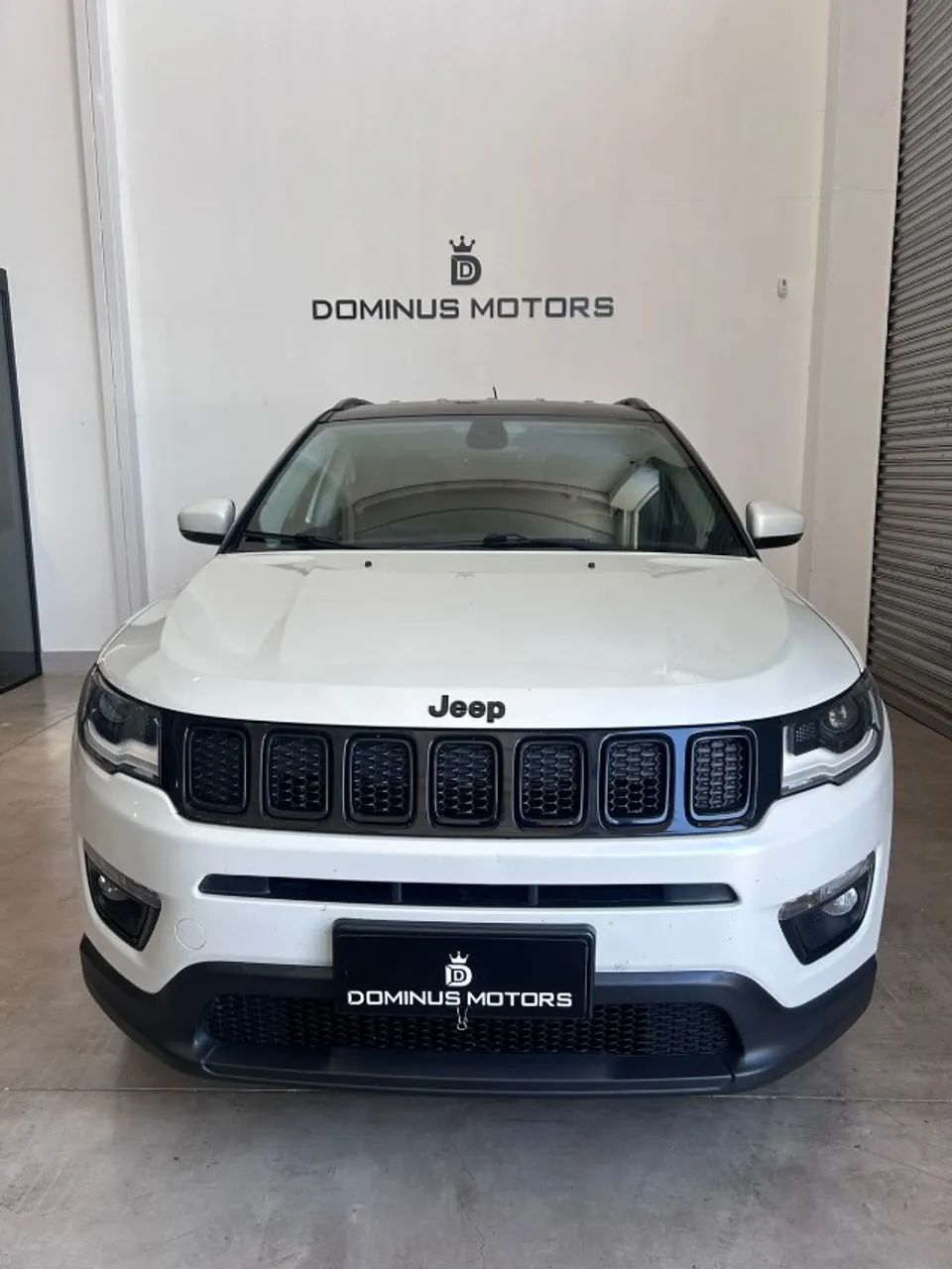 Jeep Compass Night Eagle 2.0 4X2 Flex 16V AUT 2018 - Foto 2