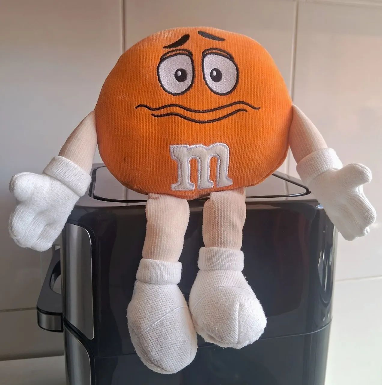 Pelúcia Crispy Laranja M & M's - Foto 2