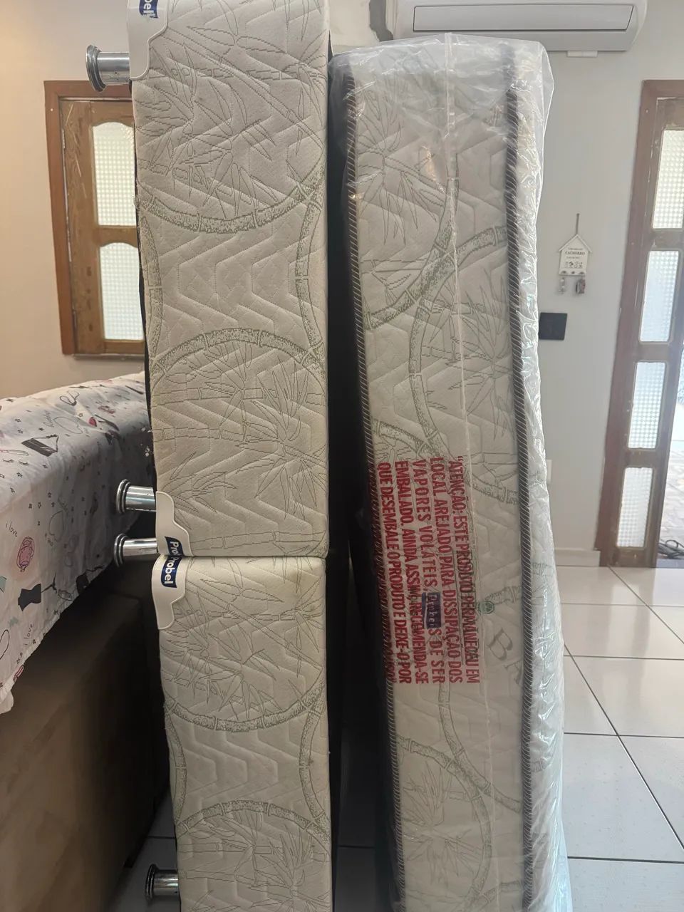 Vendo cama Queen com base  - Foto 3