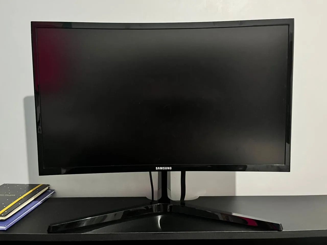 Monitor 24? curvada Samsung.