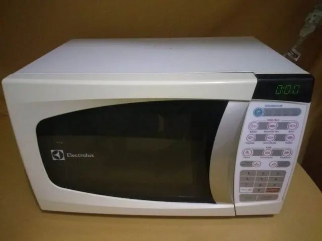 Microondas Electrolux 20L Conservado - Foto 3
