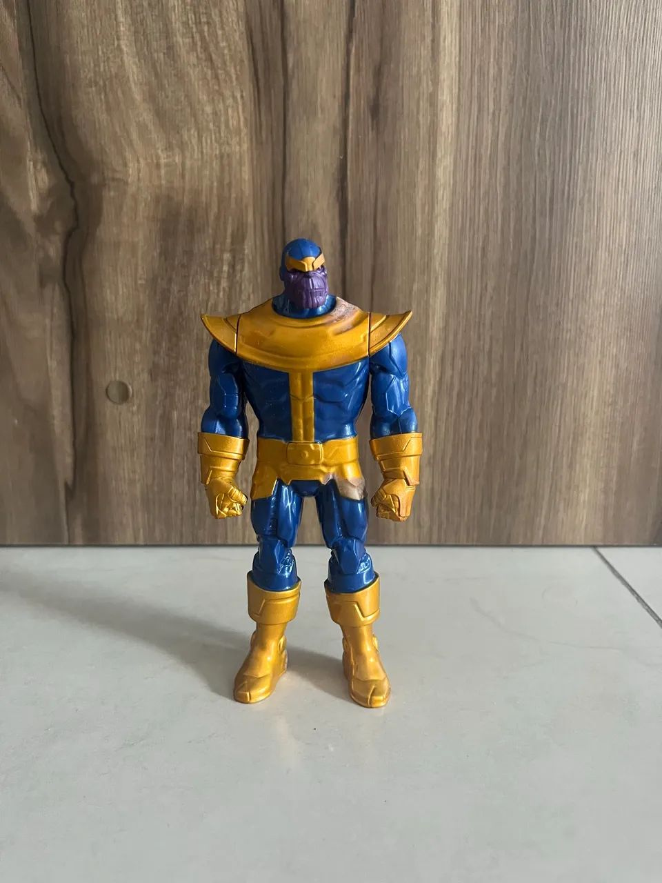 Boneco Thanos Marvel Olympus da Hasbro (referência E7826)