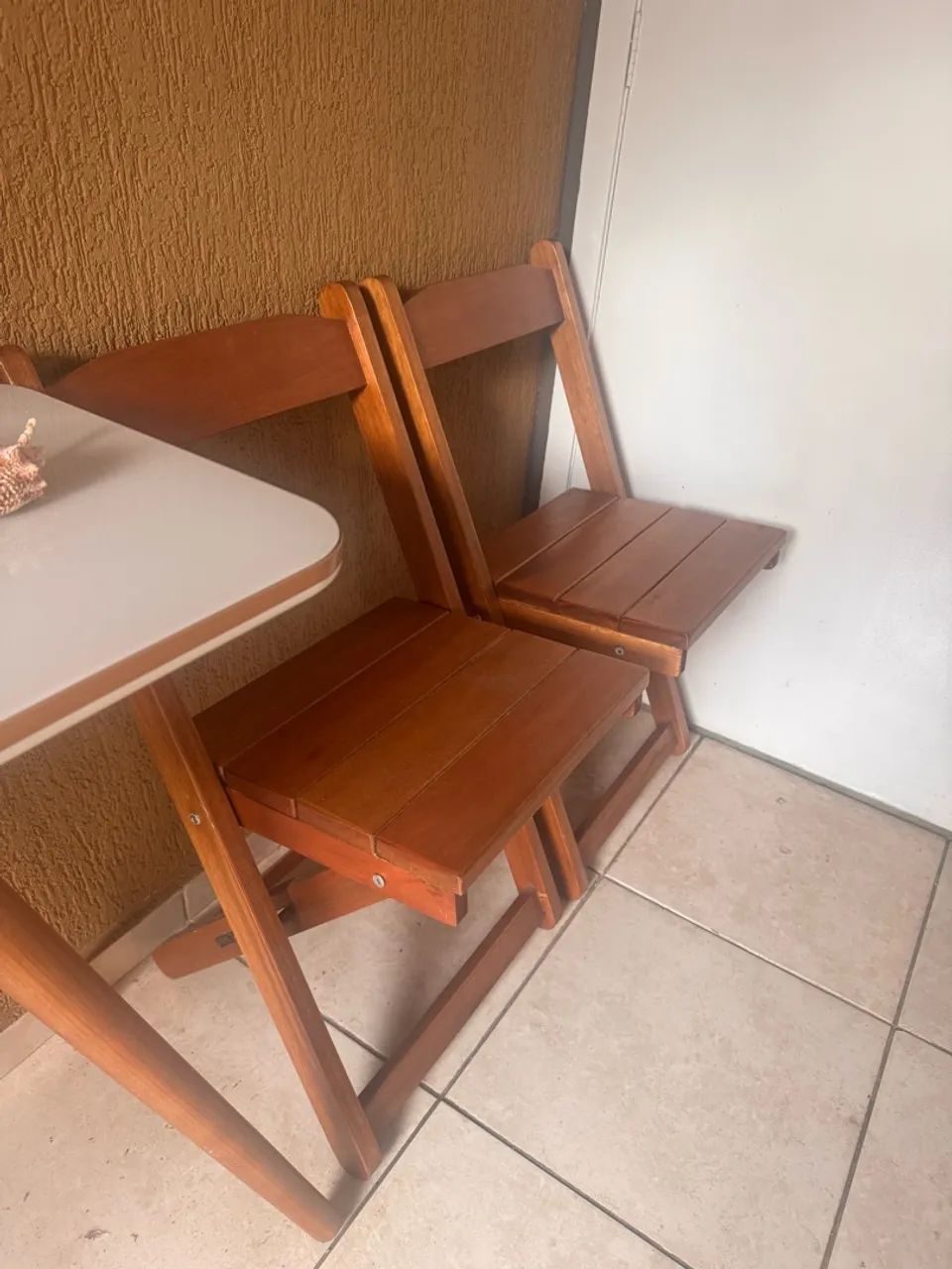 Cadeira de madeira maciça? dobrável!  - Foto 3