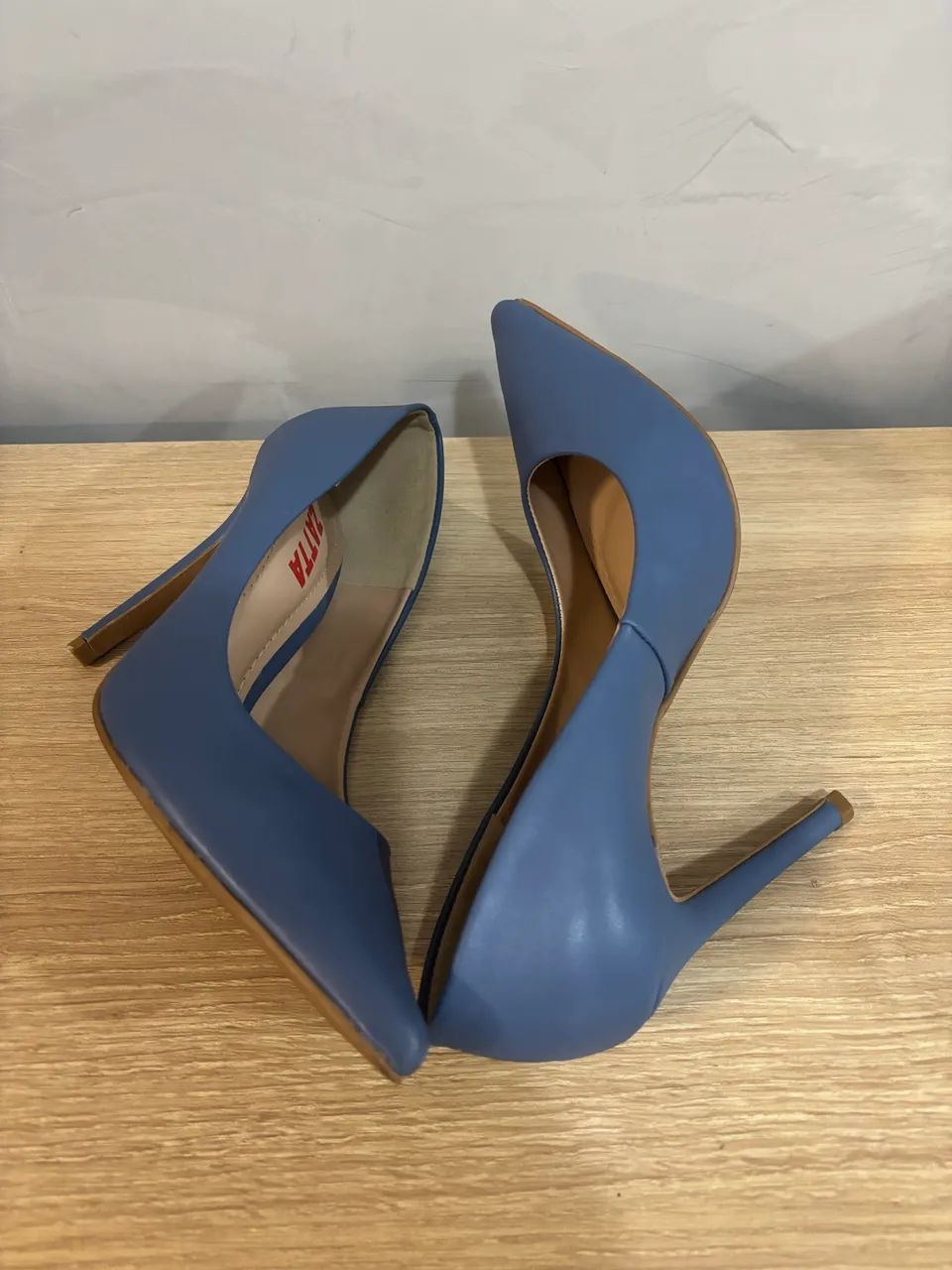 Scarpin azul, TAM 34 - Foto 3