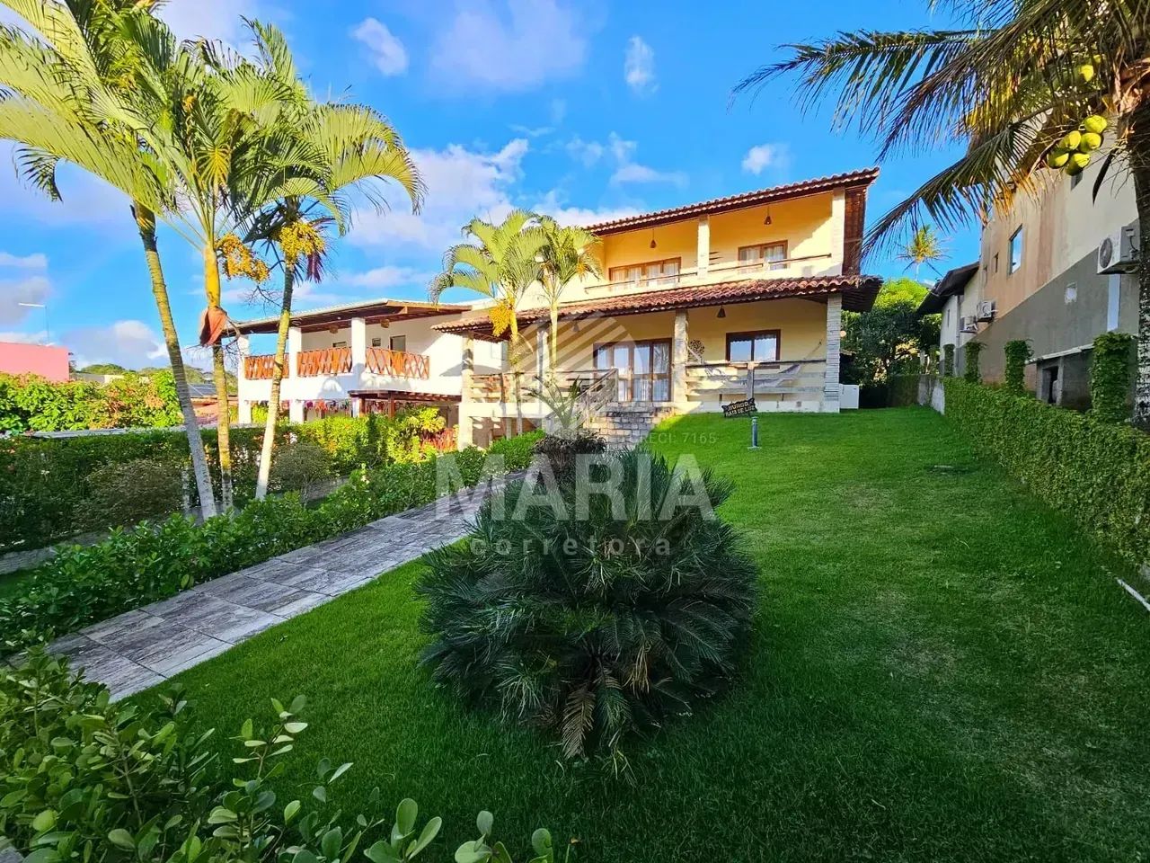 Casa de condomínio com 03 quartos à venda em Gravatá/PE!