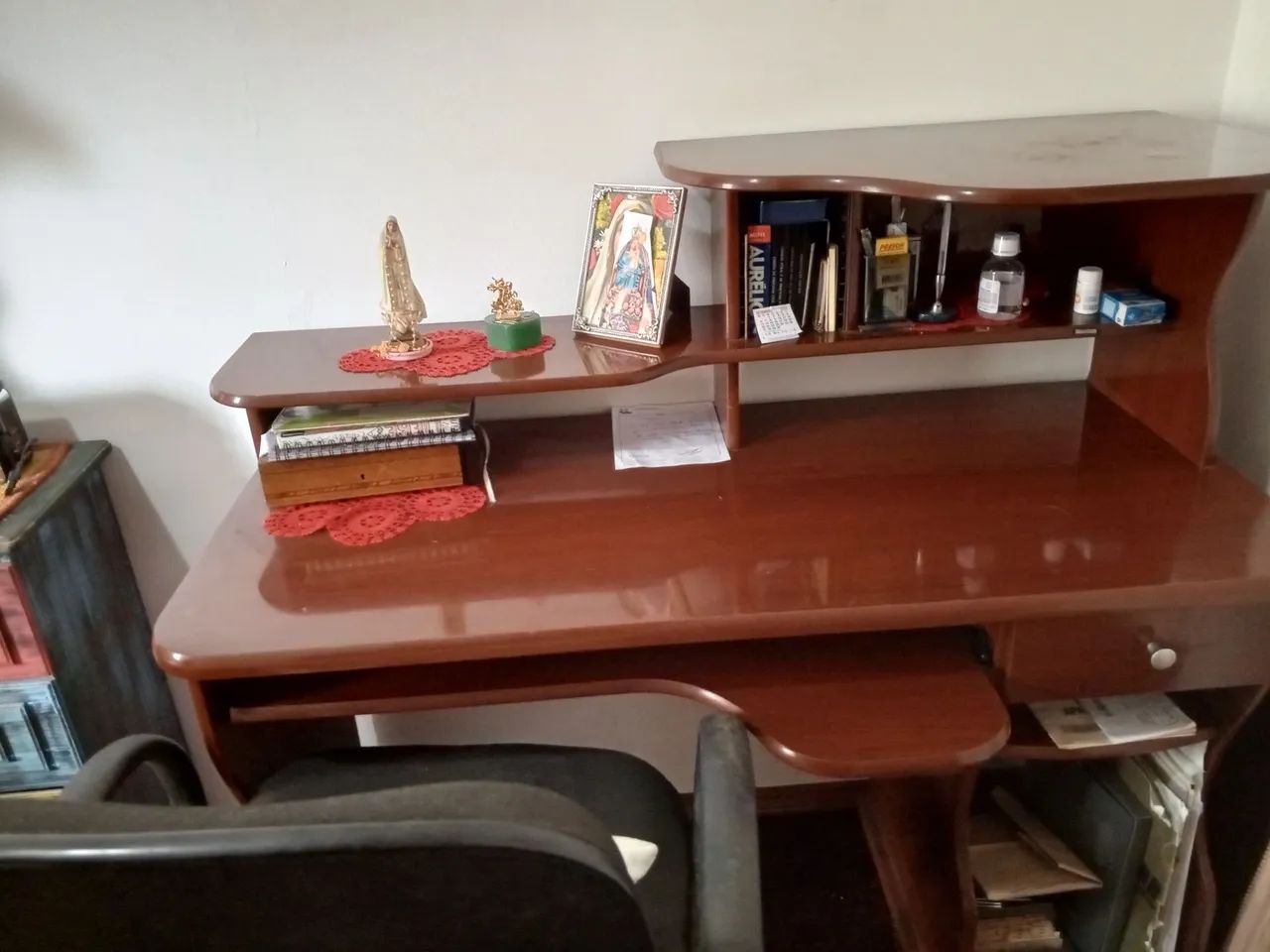 Vendo escrivaninha 