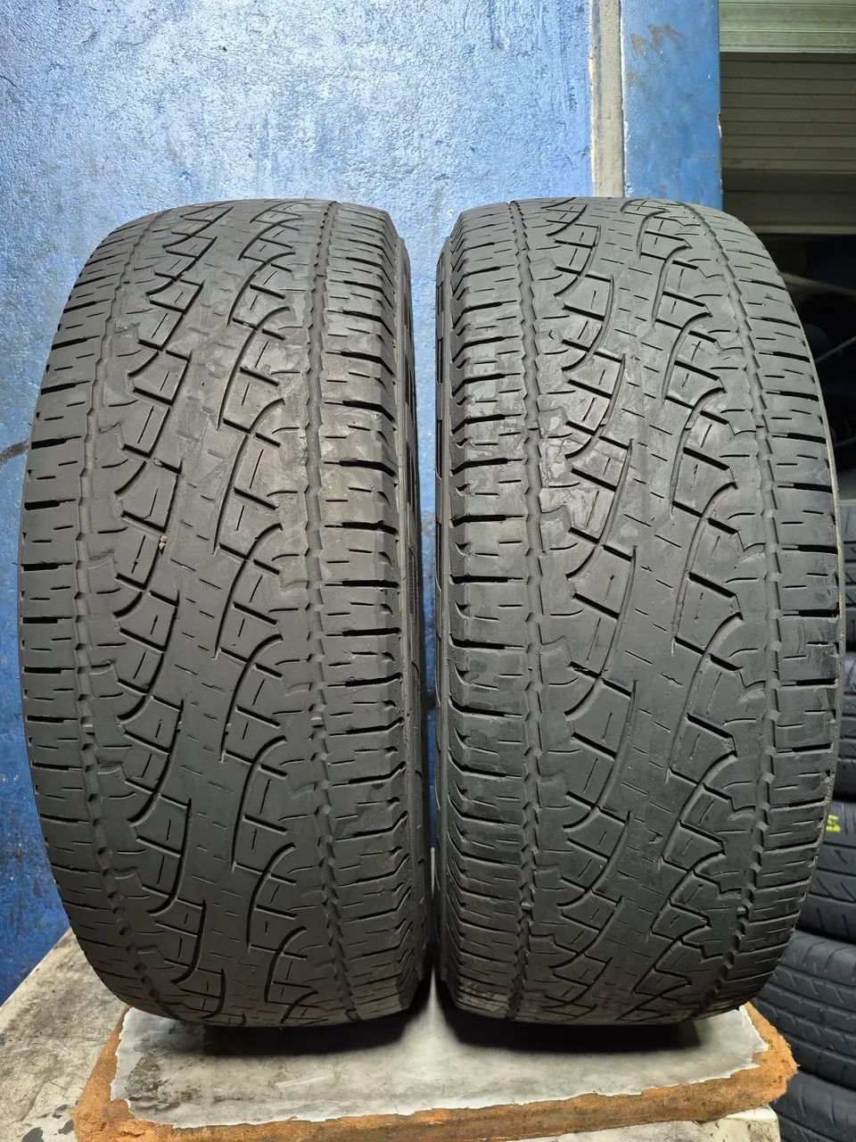 Par de pneus 255/65r17 pirelli  - Foto 2