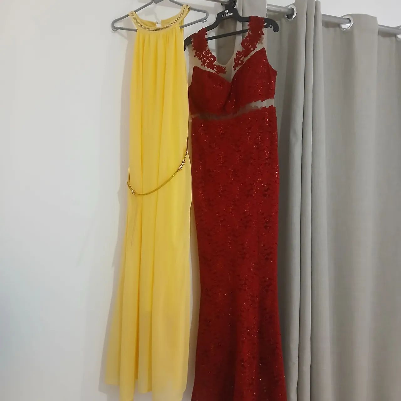 Vestido de festa  longo dois  por 100