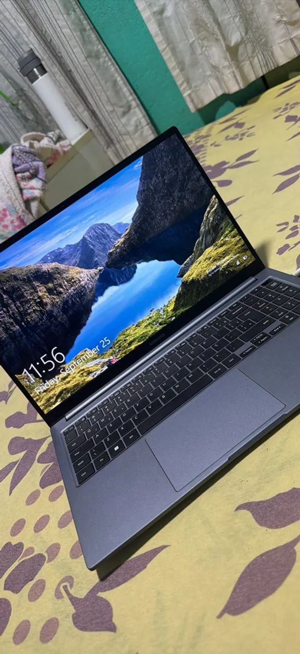 NOTEBOOK book 4 i5 512gb 8gb de ram 