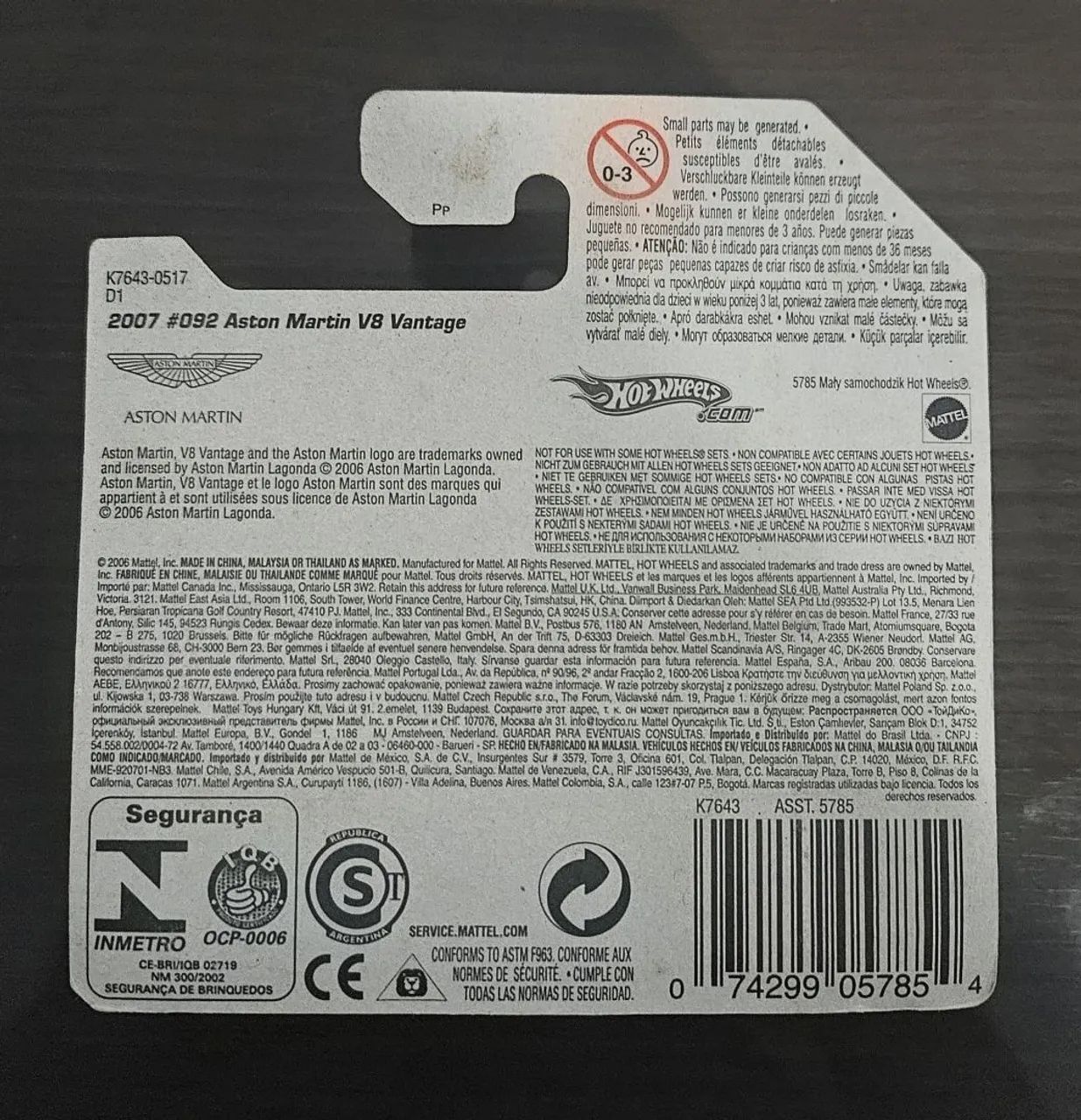 Hot Wheels Aston Martin V8 Vantage - Foto 2