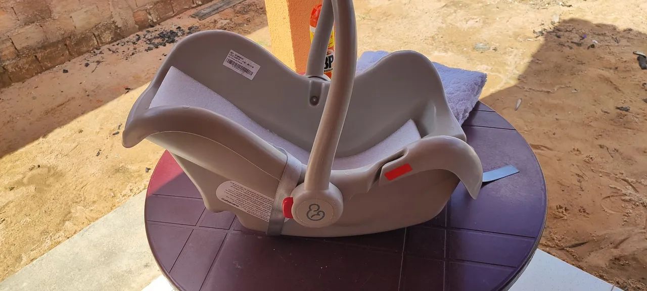 Bebê conforto e carrinho de bebê Galzerano
