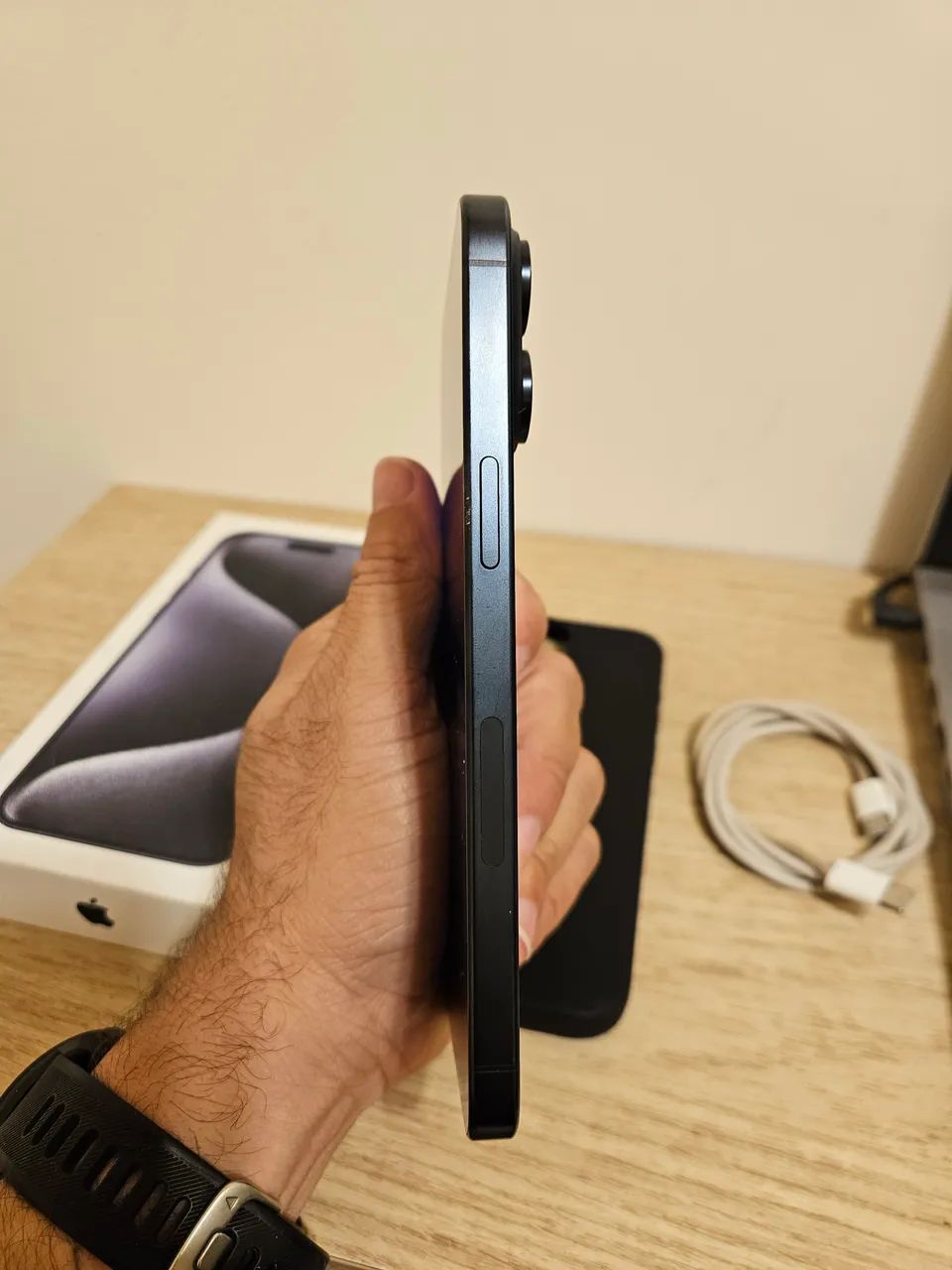iPhone 15 Pro Max - Foto 4