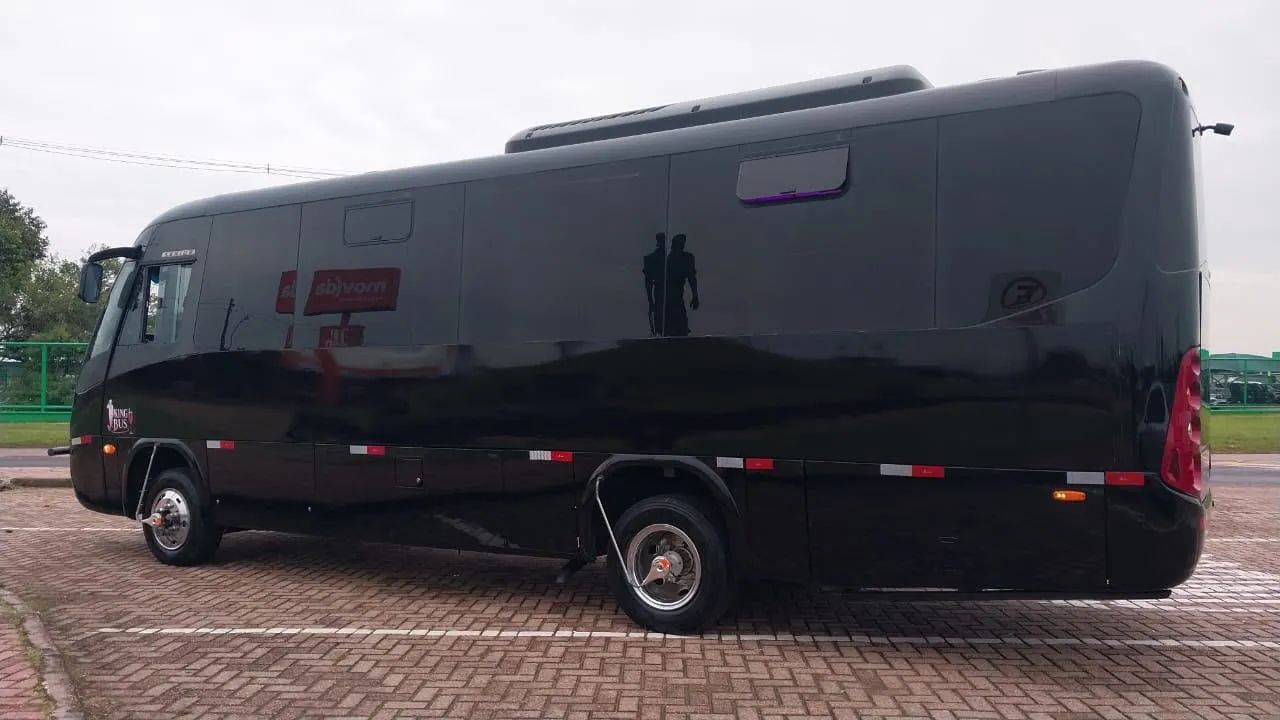 Vendo ônibus limo 