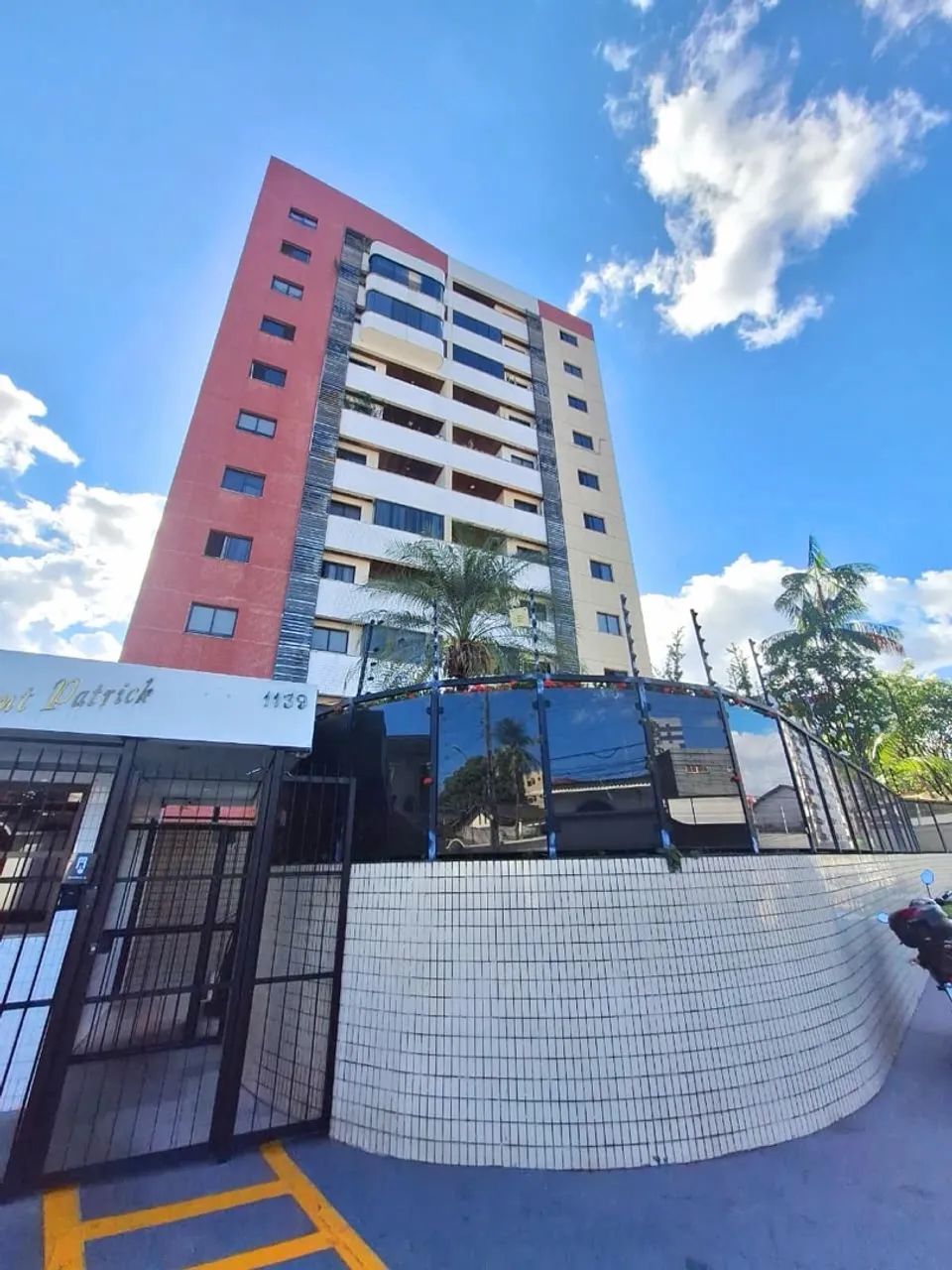 Alugo apartamento Saint Patrick | 2 suítes | 
