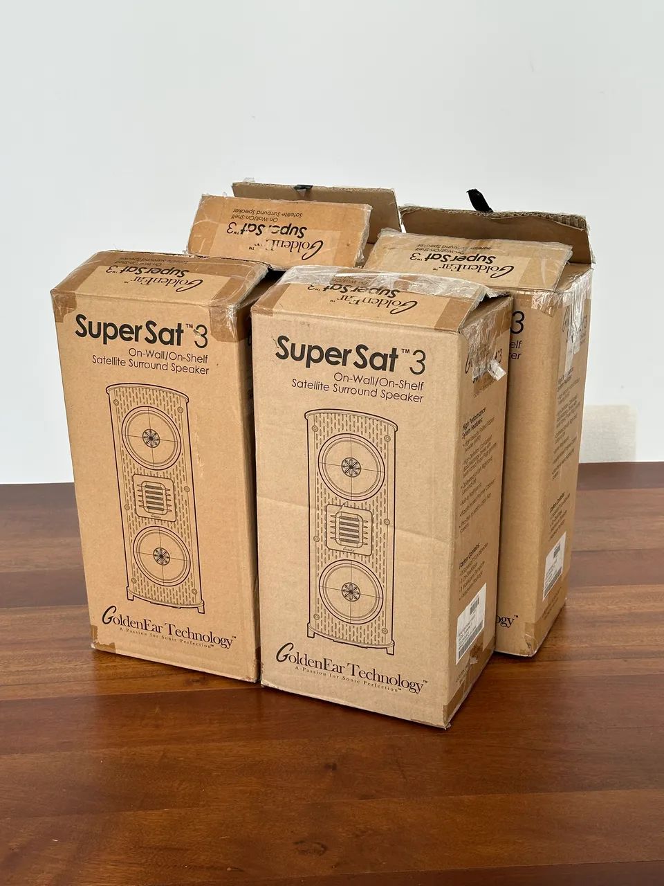 Conjunto de 4 caixas Golden Ear SuperSat 3 - Foto 4