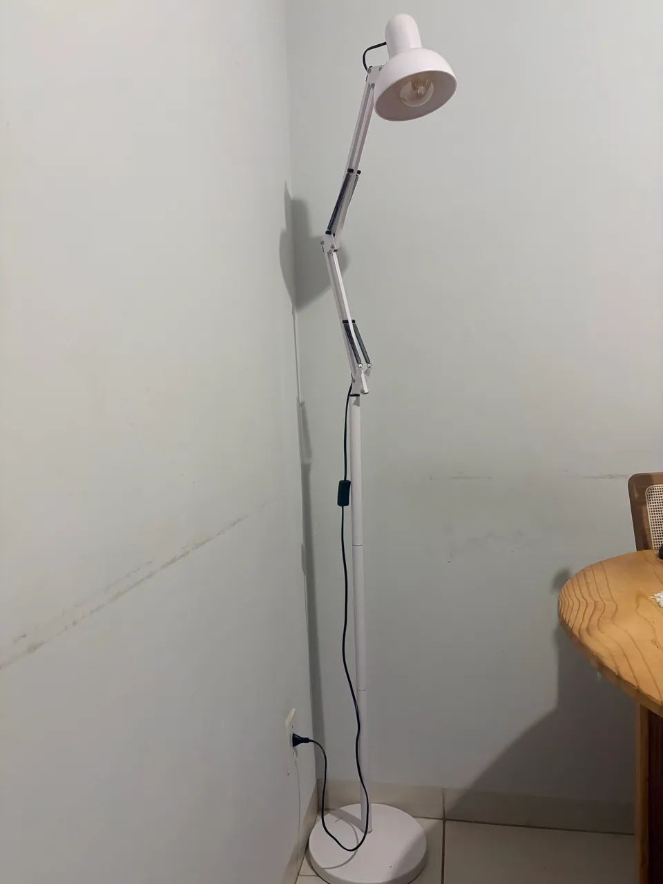 Luminária de chão articulada  1,9 m - Foto 2