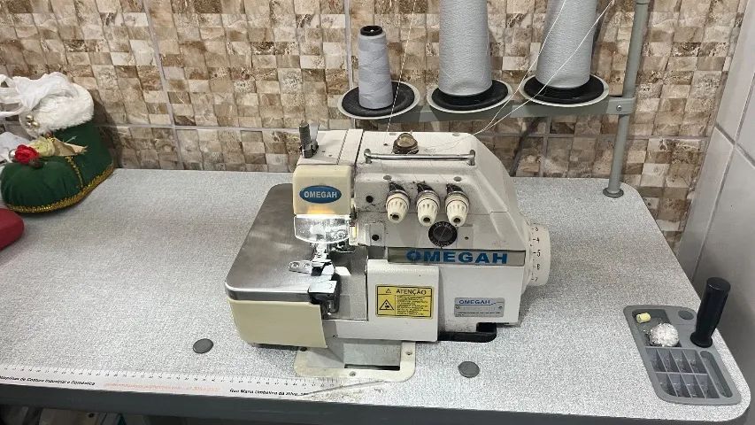 Máquina de costura - Foto 3